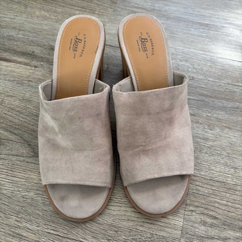 Open Toed Mule Sandal